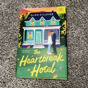 The Heartbreak Hotel by Ellen O'Clover - Green Cover BOTM Hardcover